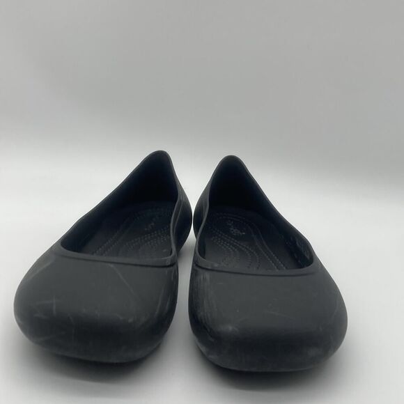 Womens Size 9 Crocs On The Clock Work Flat Matte Black Pointed Toe Flats - Picture 2 of 11